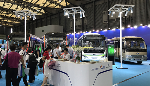 上?？蛙?chē)展宇通客車(chē)展臺(tái)