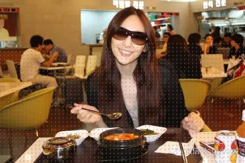 明星旅行糗事一籮筐 總有一個萌到你！