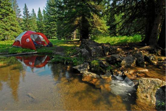 出國旅行 除了酒店還能睡在哪兒？