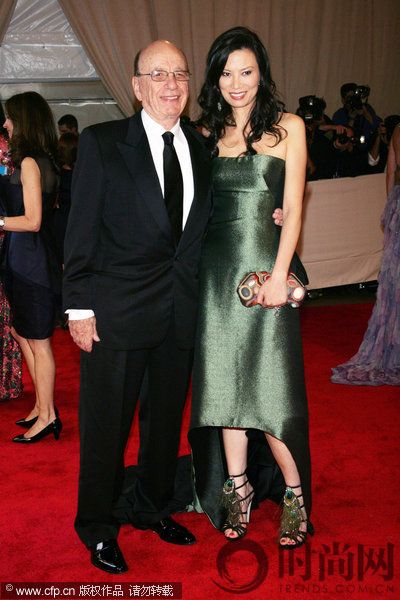 2010-05-03，“美國時裝學(xué)院盛典”紅毯