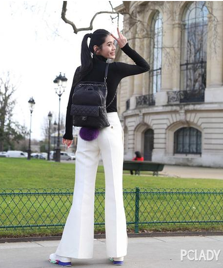 挑一款心水的雙肩包 趁著時(shí)光正好出去浪吧