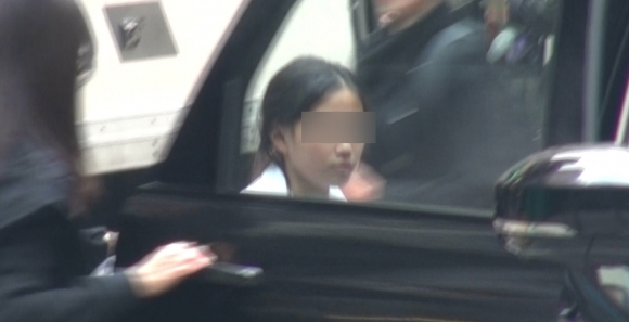 張學(xué)友小女兒罕見曝光 張學(xué)友小女兒罕見曝光