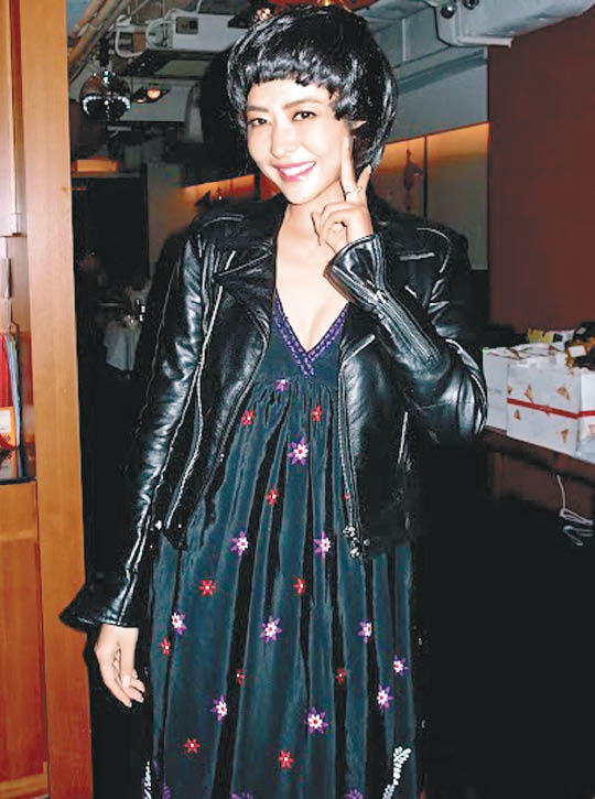 熊黛林宣布與男友郭可頌訂婚 熊黛林宣布與男友郭可頌訂婚