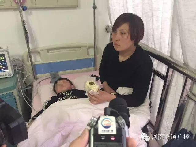 小浩天的母親通過河南交通廣播向所有幫助他們的人表達了感謝！