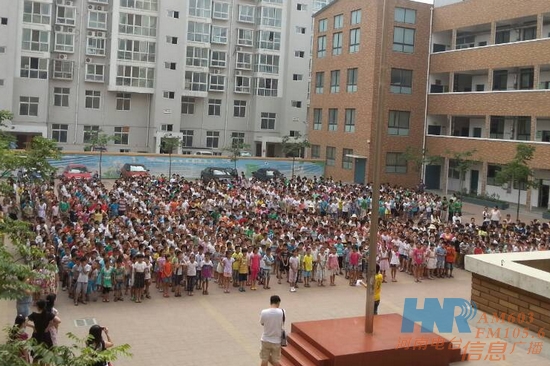 “中原夢 名醫(yī)行”第一站：鄭州柳林第四小學