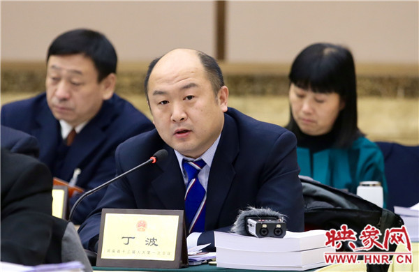 河南人大代表丁波：通過對(duì)行業(yè)的規(guī)劃吸引企業(yè)來(lái)河南發(fā)展