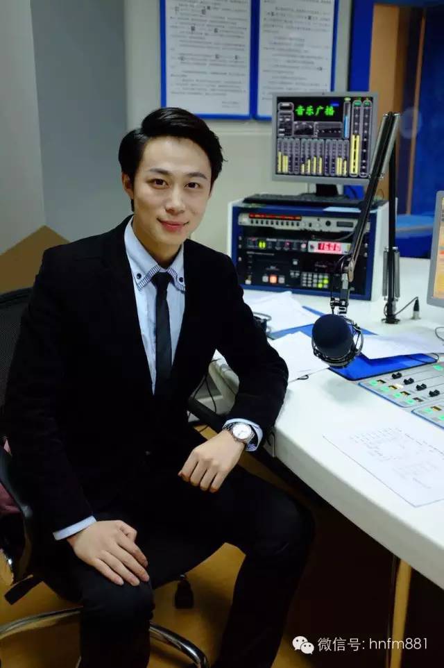 以及我們881的小鮮肉 — 思嘉??！