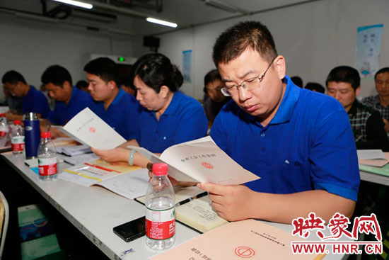 5月15日上午，全國總工會送教到基層-富士康工會干部（河南站）培訓(xùn)班在富士康鄭州科技園開班。