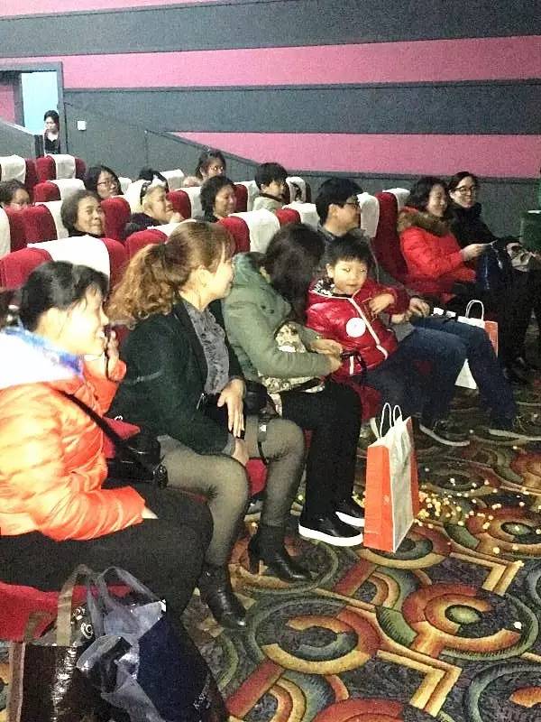 節(jié)日總是開心的，媽媽寶寶永遠(yuǎn)是諸女神心中最愛(ài)！