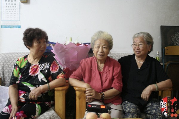 越調(diào)名老藝人雷桂花、劉巧蓮、劉玉蘭回首往事