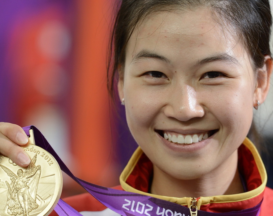 易思玲獲倫敦奧運(yùn)會(huì)首金