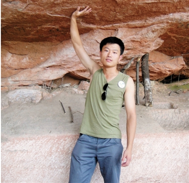 杭師大90后帥保安考上公務員 杭師大90后帥保安考上公務員