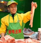 北大賣肉“才子”陸步軒與師弟合辦“屠夫?qū)W?！? complete=