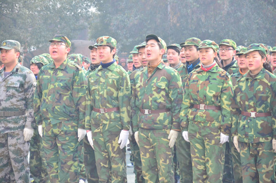 南陽市九中別樣春節(jié)長假:"勵(lì)志大餐"給力畢業(yè)生