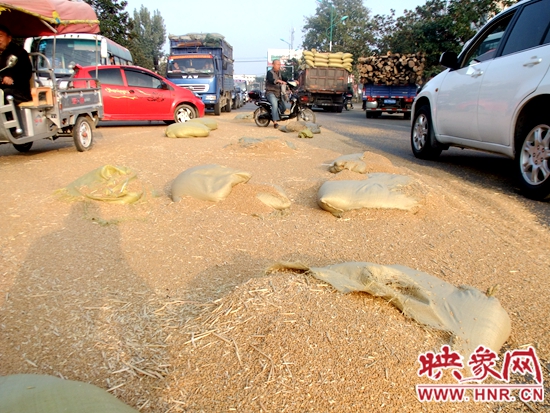 擁堵的現(xiàn)場(chǎng)