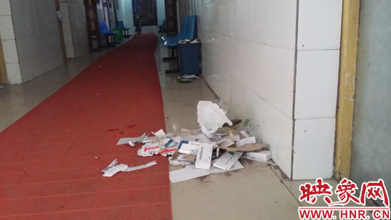 門(mén)珍樓道垃圾