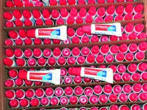 高露潔小牙膏。資料圖