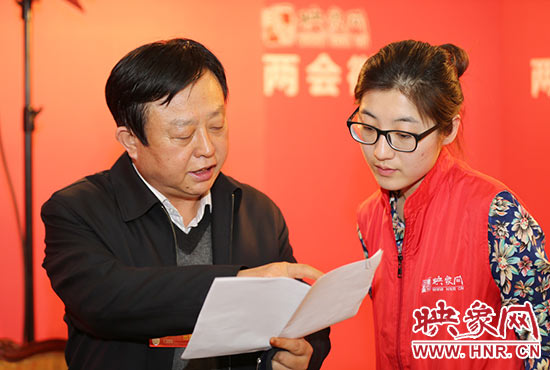 全國(guó)人大代表喬彬接受映象網(wǎng)采訪。