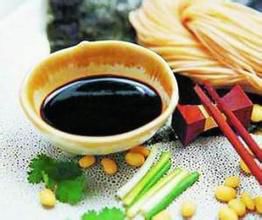 喝牛奶能美白？盤點(diǎn)關(guān)于飲食改變膚色的謠言