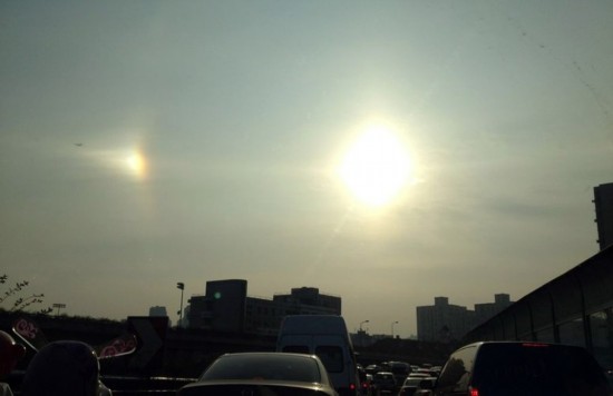 上?，F(xiàn)“3個太陽”