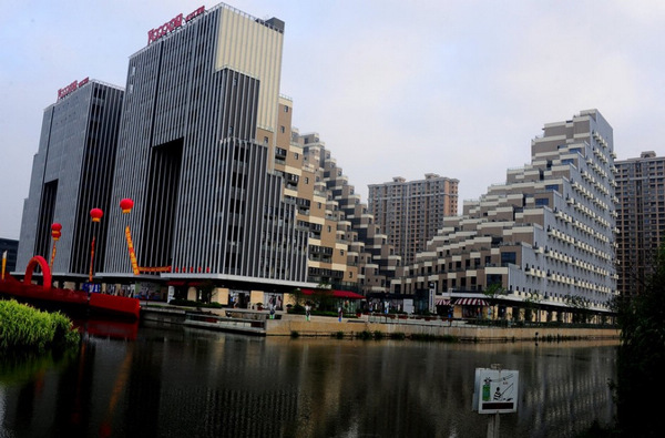 “游站”造型奇葩遭網(wǎng)友吐槽 圖片來自網(wǎng)絡