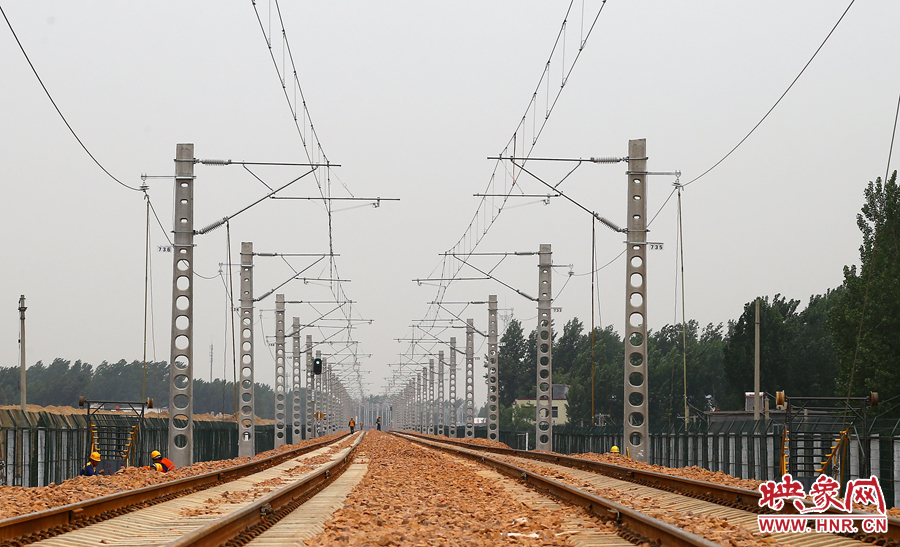 上午11點(diǎn)左右，移軌完成