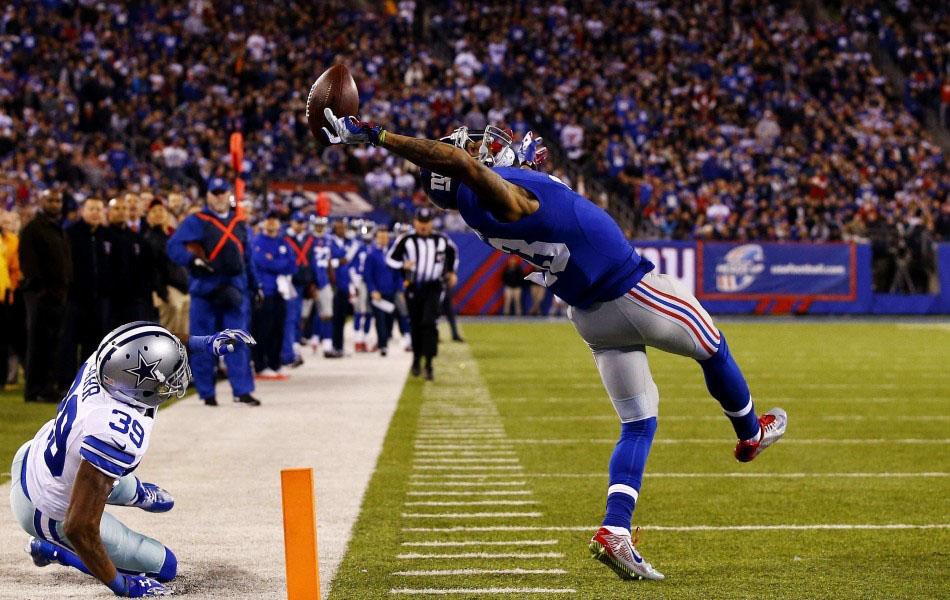 　單幅二等獎(jiǎng)，單手接球。