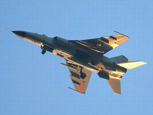 資料圖：進行訓(xùn)練中國空軍飛豹戰(zhàn)機。