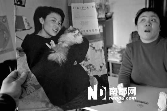 昔日的清純與秀美，如今，卻終身癱瘓、生活不能自理。C FP供圖