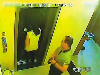 去年12月8日，“張軍嫖娼門”視頻和網(wǎng)帖在網(wǎng)上流傳。