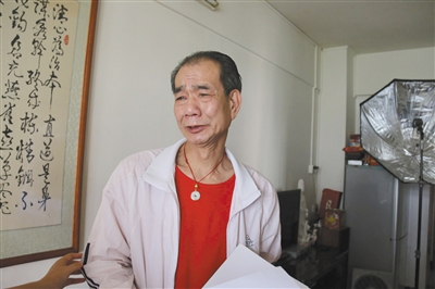 嫖娼事件后，區(qū)少坤向記者訴說委屈，他說：“這是一個圈套”。李根 攝