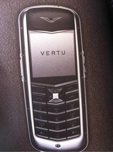 (葉先生的手機(jī)目前已經(jīng)送去維修，圖冊中的手機(jī)是和葉先生同款的。圖/瀟湘晨報(bào)滾動(dòng)新聞?dòng)浾?文乃斐)