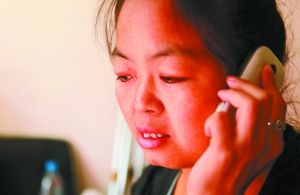 每次給家人打電話，史女士都會(huì)很難過(guò)。