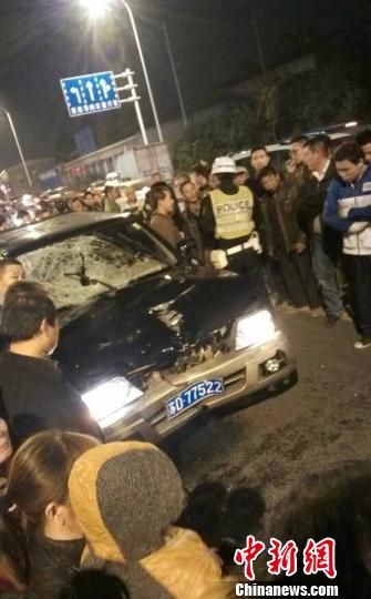 常州城管執(zhí)法車撞死學生 交警稱肇事人未逃逸(圖)
