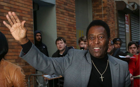 11月以來，球王貝利二度入院治療引發(fā)關(guān)注，這位巴西足球巨星還被傳出病情加重的消息。 CFP