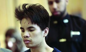 一位名叫陳明東（音）的中國(guó)移民在美國(guó)紐約謀殺5名親戚，罪名成立，被判處至少125年監(jiān)禁。