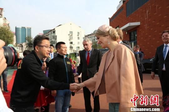 荷蘭王國(guó)國(guó)王威廉-亞歷山大于10月25日至29日對(duì)中國(guó)進(jìn)行國(guó)事訪問(wèn)。