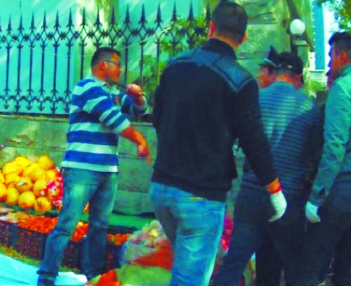 鄭州城管配執(zhí)法記錄儀 有糾紛可查視頻見(jiàn)“實(shí)情” 鄭州城管配執(zhí)法記錄儀 有糾紛可查視頻見(jiàn)“實(shí)情”