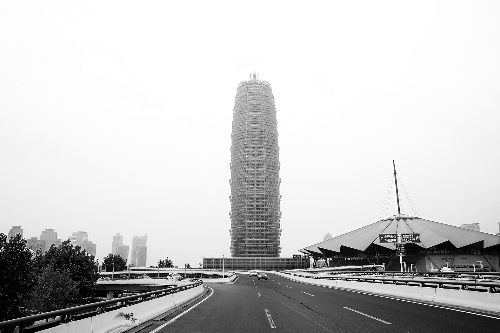 在鄭東新區(qū)CBD，“虛擬辦公室”業(yè)務(wù)已悄然出現(xiàn)　河南商報(bào)首席記者 楊東華/攝