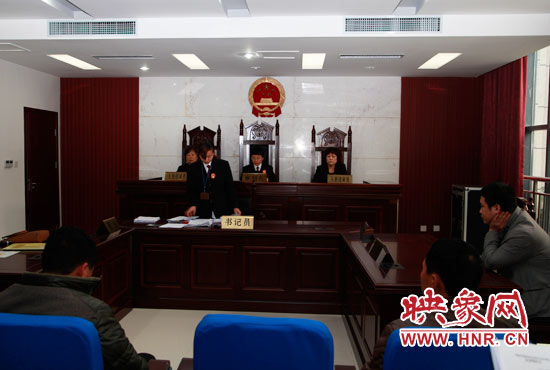 11月13日，金水區(qū)法院集中宣判了6起拖欠農民工工資案件。