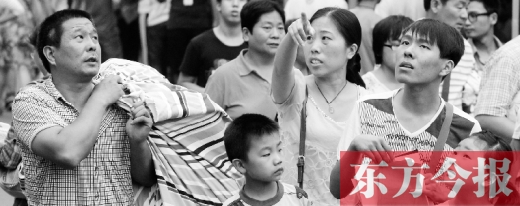 家長親自送孩子上大學(xué)，最主要的原因還是擔(dān)心孩子的安全問題