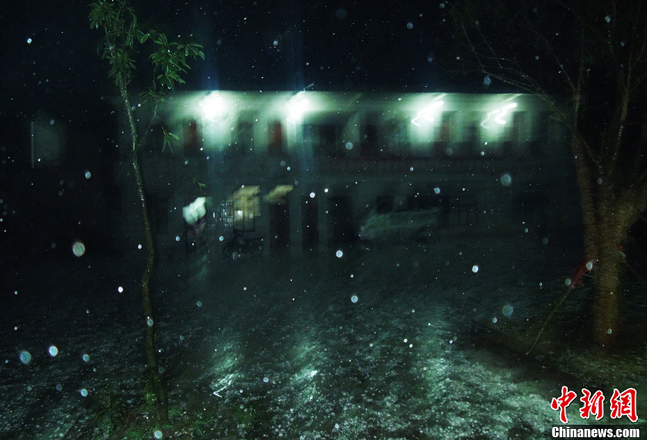 貴州省貴定縣鐵廠鄉(xiāng)遭受百年來最嚴重的冰雹災(zāi)害：造成直接經(jīng)濟損失1473萬元。