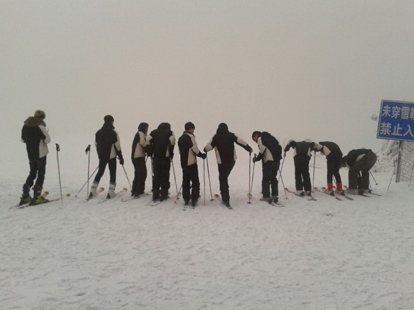 鄭州人自己的滑雪場圣誕啟幕！