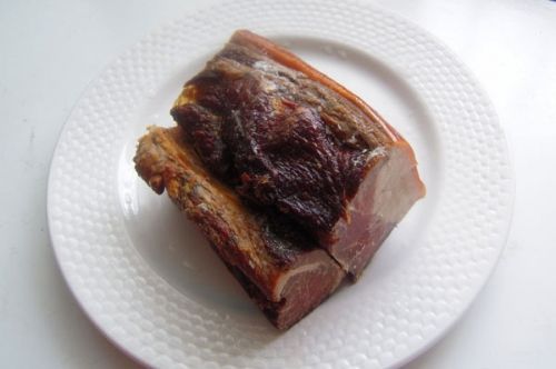 出國(guó)旅游海關(guān)檢查有講究 啥能帶啥不能帶？