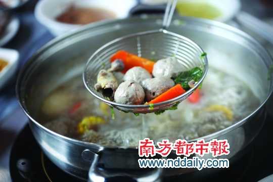 低，是實(shí)惠也是風(fēng)格俗 是喜劇也是味道