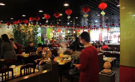 來到四川,不吃火鍋就對不起這片火辣辣的土地。