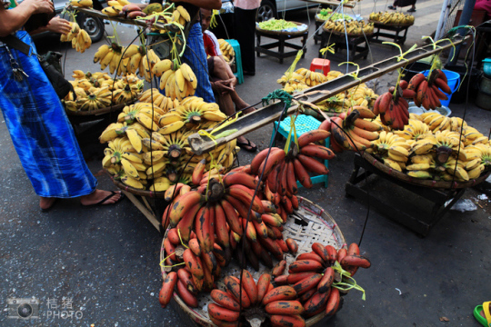 緬甸，繽紛的街邊平民小吃