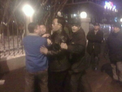 轉(zhuǎn)發(fā)到微博網(wǎng)曝趙本山徒弟駕無牌路虎追尾打人。