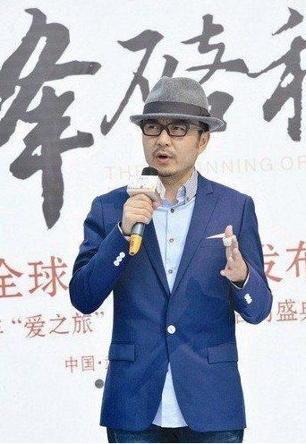 汪涵自曝年薪30萬。