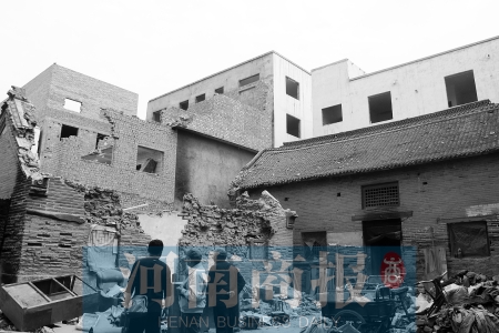 孫莊村清代古宅面臨拆遷。對(duì)拆遷者來說，也許它的名氣不值一提 記者 張郁/攝